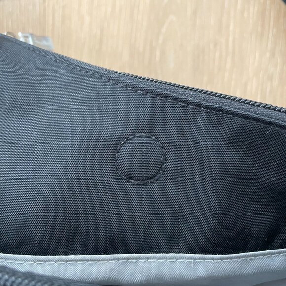 Baggalini Purse Cross Body Bag Black Crossover Travel Nylon 0856040 Animal Print - Picture 8 of 13